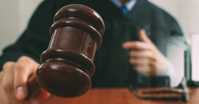 OneCoin Lawsuit Could Be Thrown Out Over Plaintiff Failings, Warns Judge